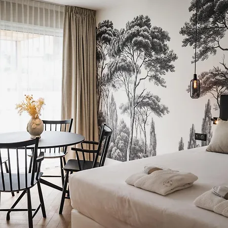 Hotel Der Valk Bloom