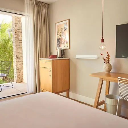 Hotel Der Valk Bloom