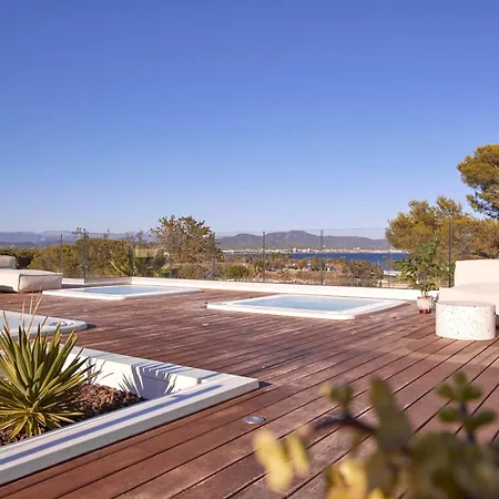 Hotel Der Valk Bloom 4*