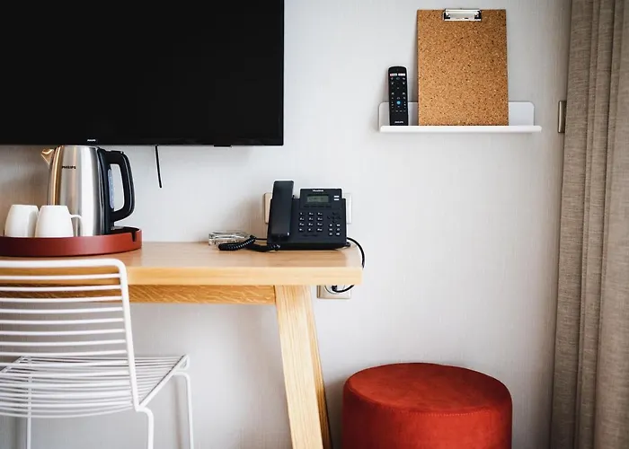 Hotel Der Valk Bloom 4*